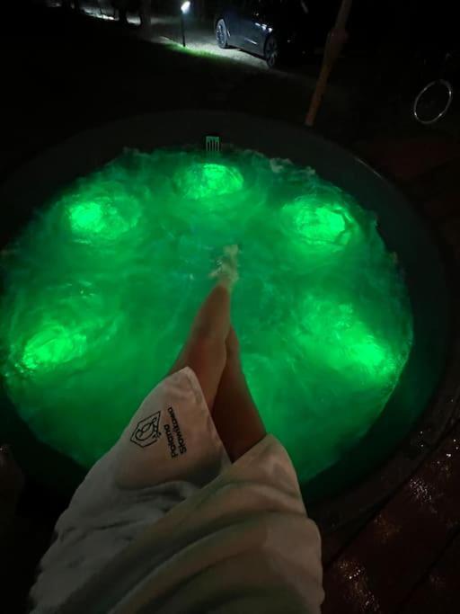 Polana Slowikowa 5 Star- Domek W Gorach Z Jacuzzi, Sauna,Basen,Ogrod Z Lasem, Kominek I Narty Stroza  Экстерьер фото